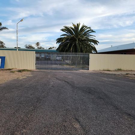 East West Motel Ceduna Esterno foto
