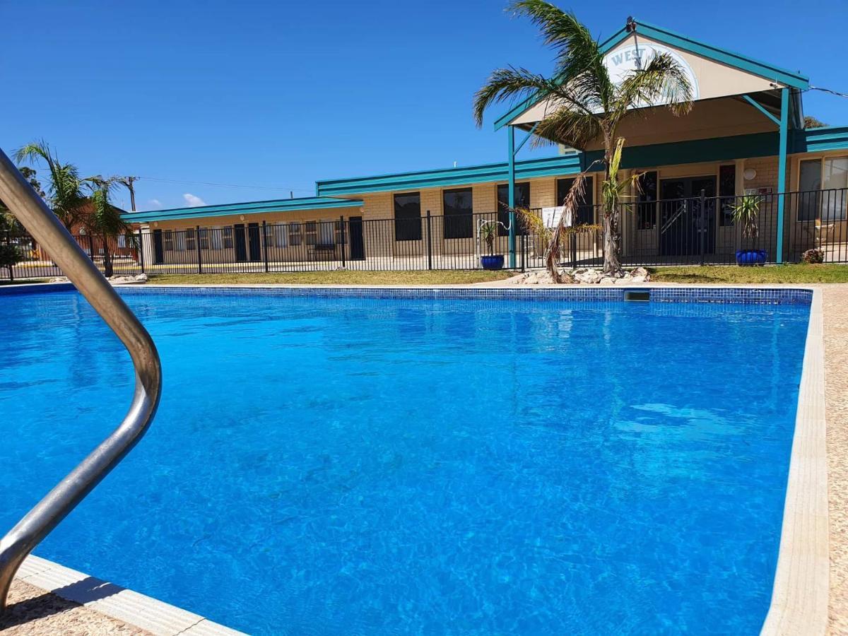 East West Motel Ceduna Esterno foto
