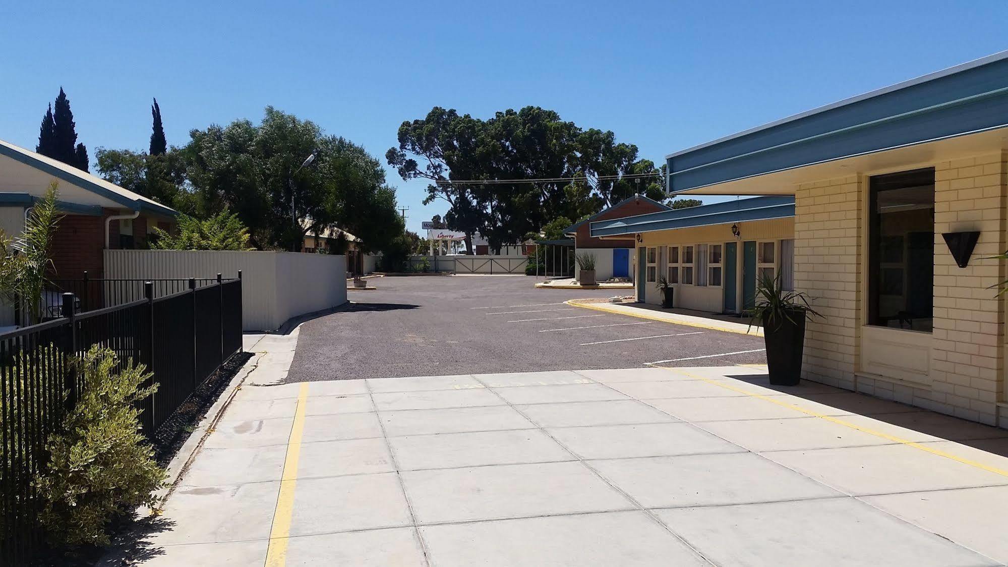 East West Motel Ceduna Esterno foto