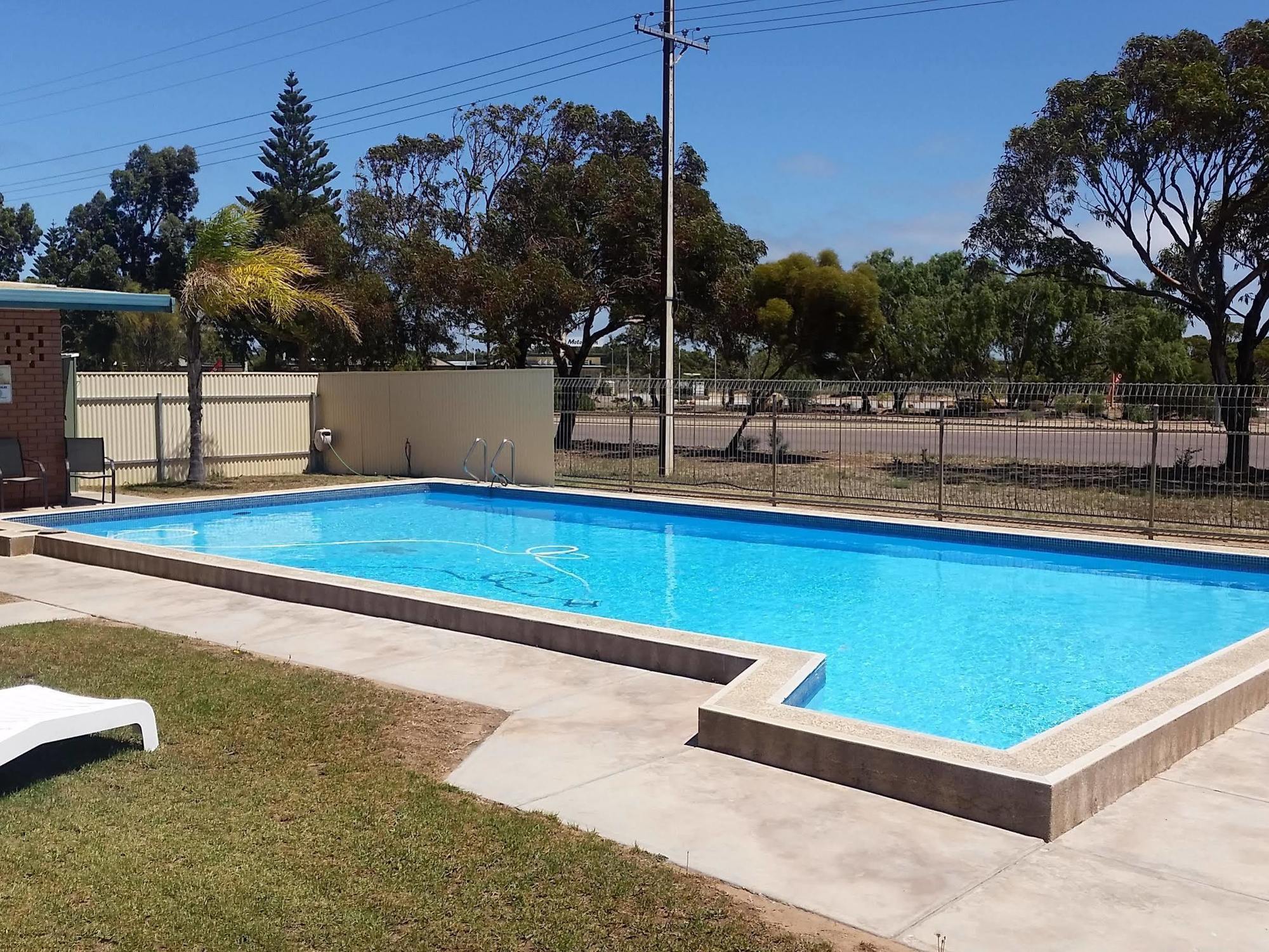 East West Motel Ceduna Esterno foto